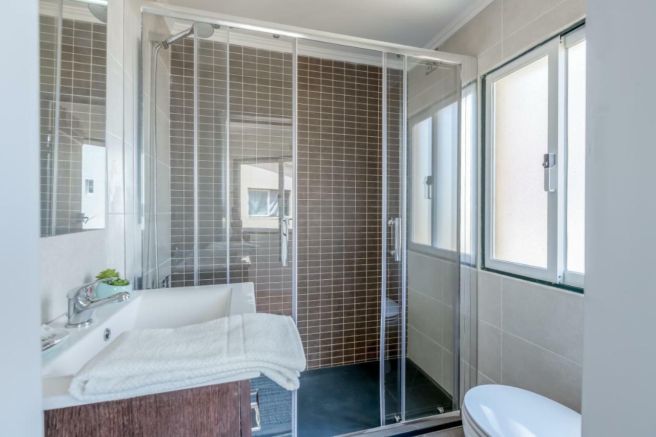 ליסבון Bright & Spacious Alfama Apartment, By Timecooler מראה חיצוני תמונה