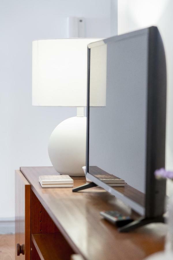 ליסבון Bright & Spacious Alfama Apartment, By Timecooler מראה חיצוני תמונה