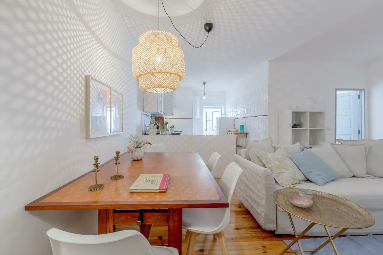 ליסבון Bright & Spacious Alfama Apartment, By Timecooler מראה חיצוני תמונה
