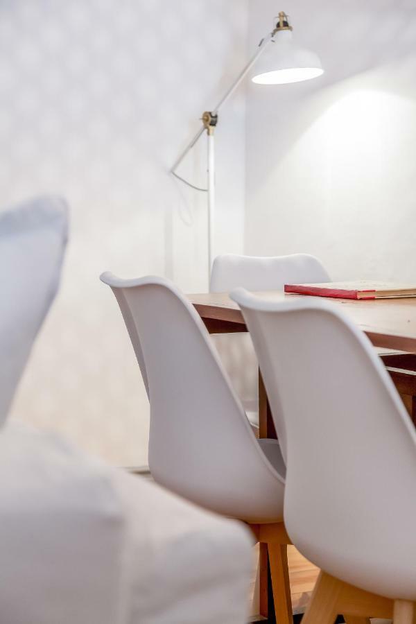 ליסבון Bright & Spacious Alfama Apartment, By Timecooler מראה חיצוני תמונה