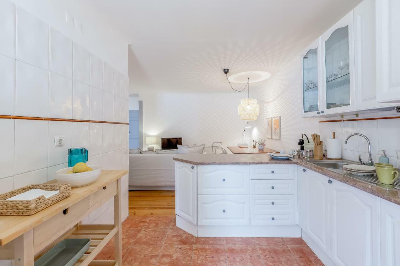 ליסבון Bright & Spacious Alfama Apartment, By Timecooler מראה חיצוני תמונה